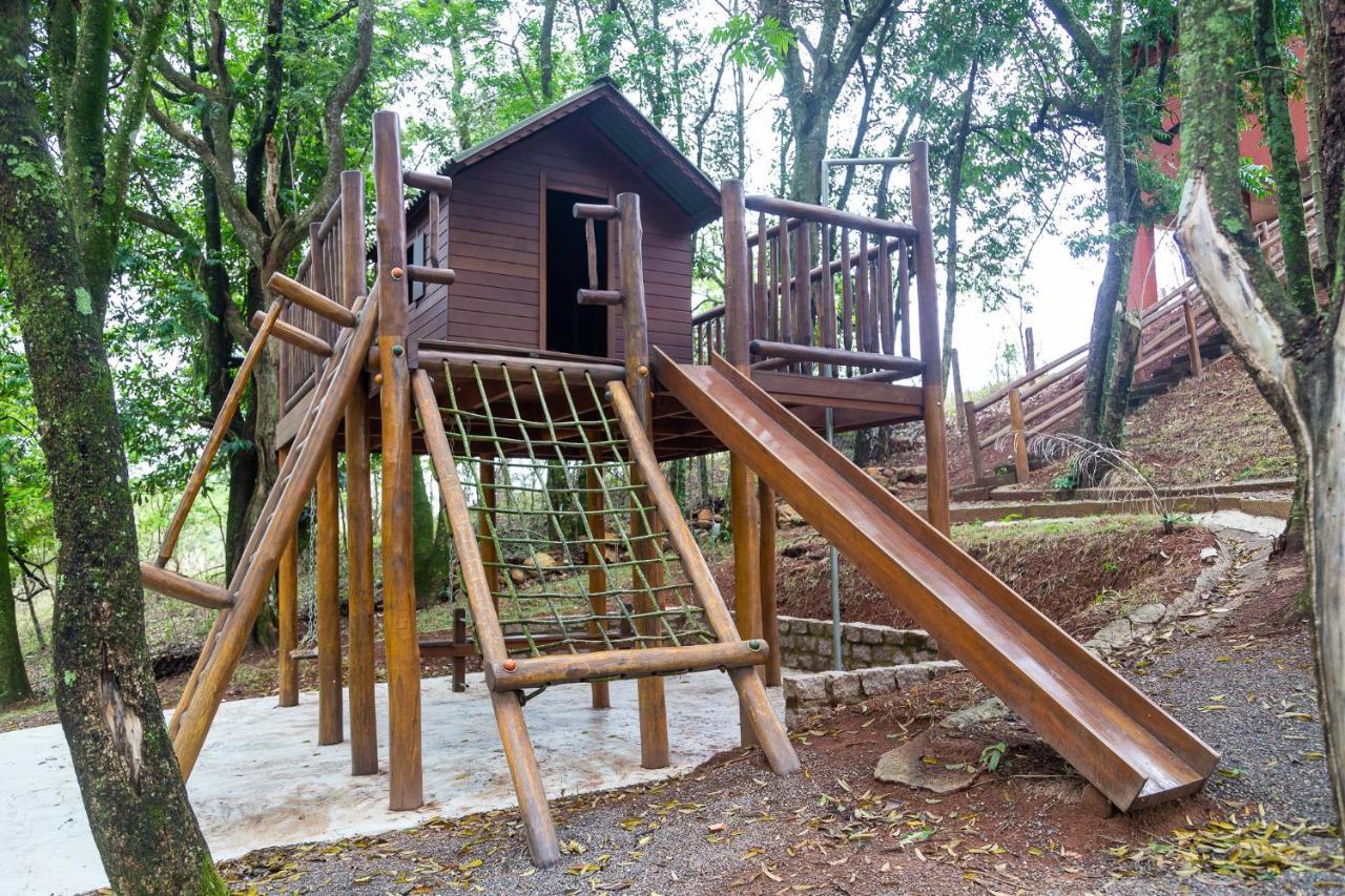 Hotel Chales Capitanias อากวัสจิลิงดอยา ภายนอก รูปภาพ