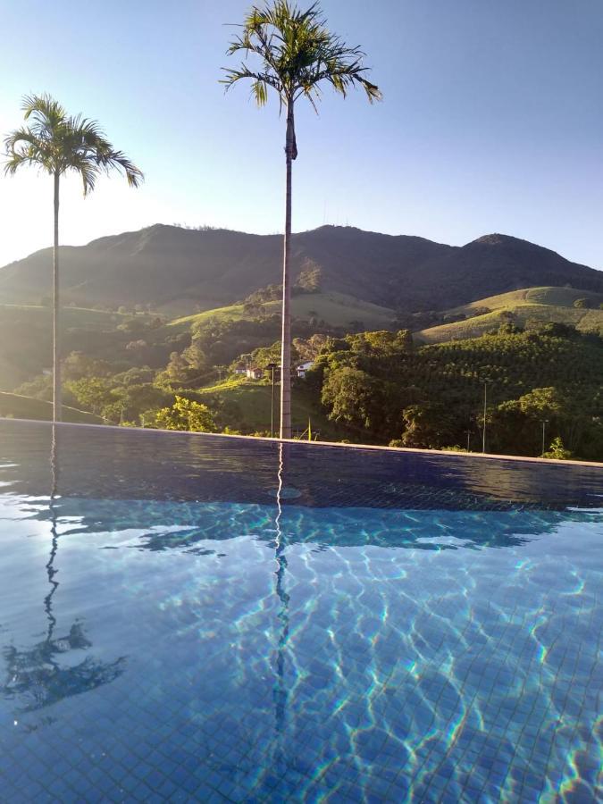 Hotel Chales Capitanias อากวัสจิลิงดอยา ภายนอก รูปภาพ