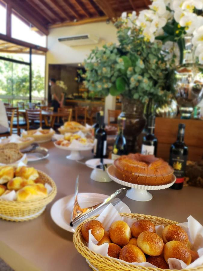 Hotel Chales Capitanias อากวัสจิลิงดอยา ภายนอก รูปภาพ